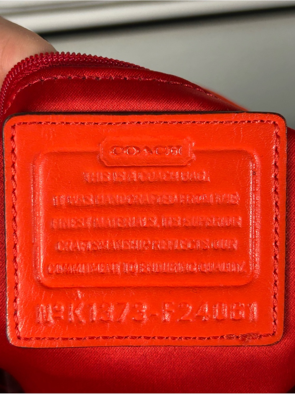 COACH 2013 Daisy Signature File Crossbody Bag in Khaki & Coral 😍🧡 - Picture 7 of 17